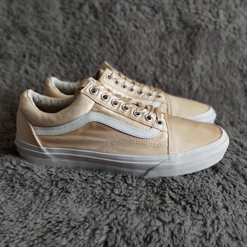 Vans Satin Low Top Sneakers in Champagne and White